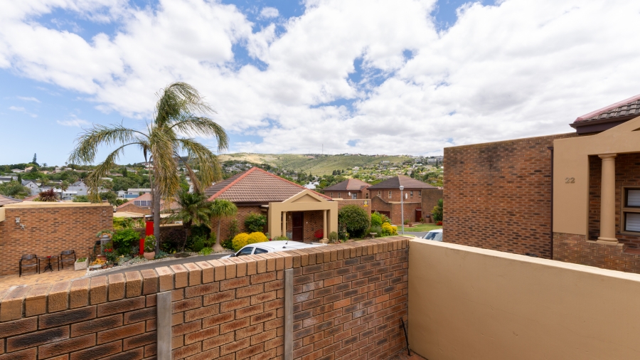 3 Bedroom Property for Sale in Loevenstein Western Cape